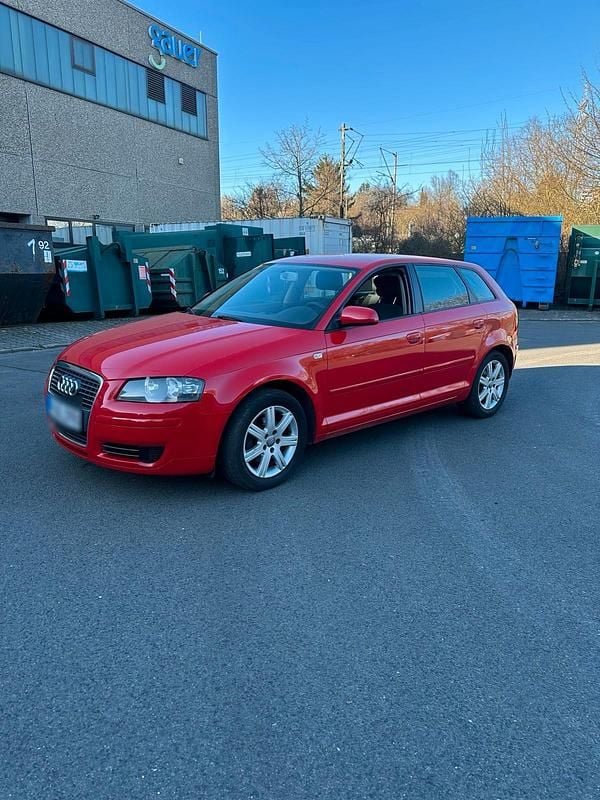 Gebraucht Audi A3 105 PS (77 kW) 2008 Rot Kleinwagen