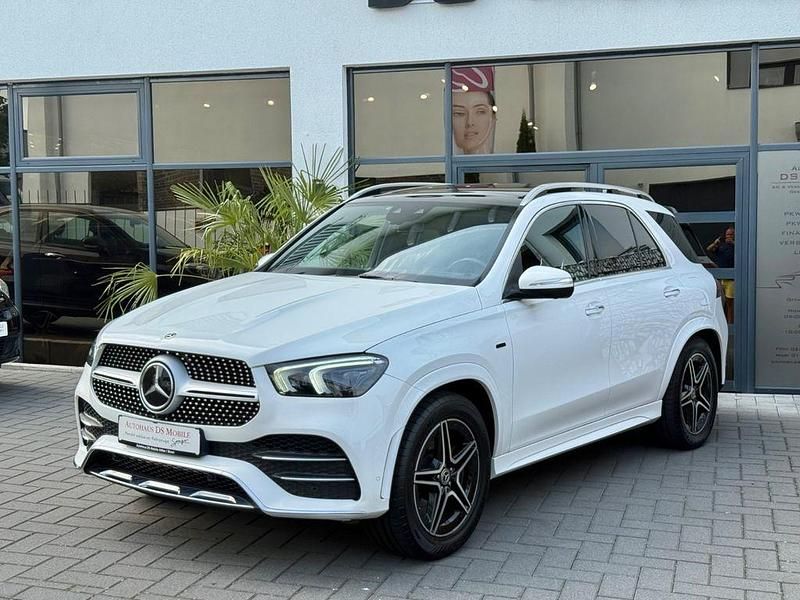 Polarweiss Gebraucht 2021 Mercedes GLE350e AMG line SUV | 57.880 € (Fairer Preis) - Bild 1/4