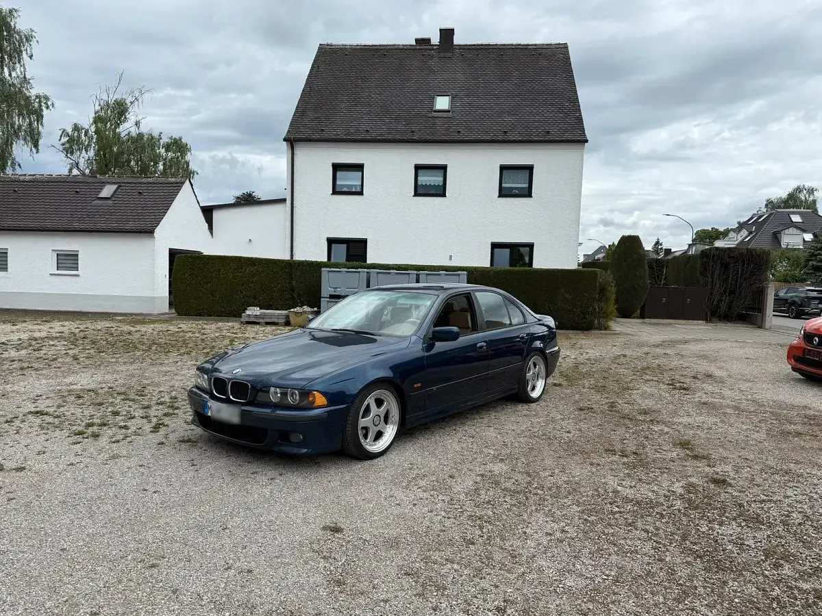 Gebraucht BMW 528 M Sport 193 PS (141 kW) 1998 Blau Limousine