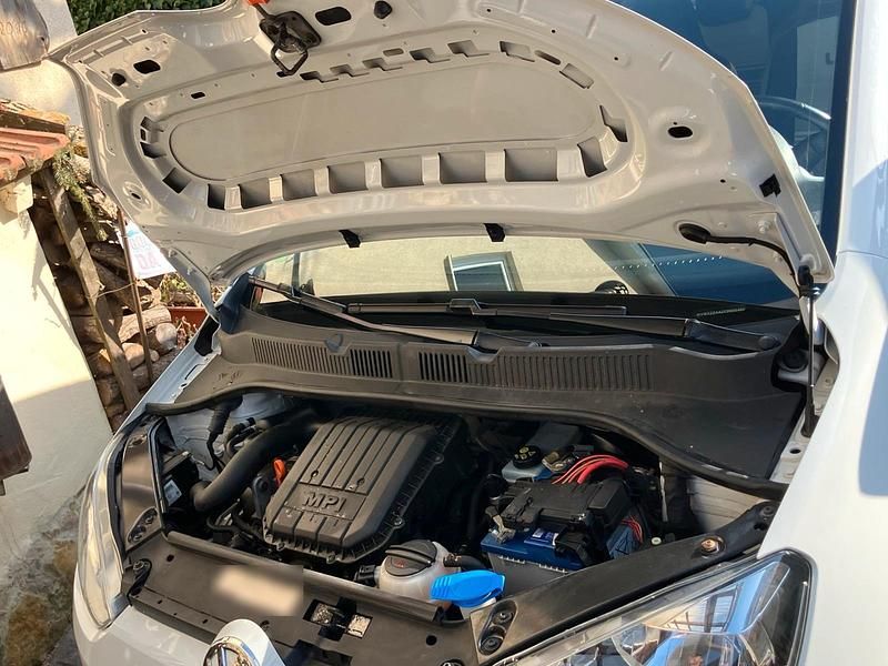 Gebraucht VW up! 75 PS (55 kW) 2012 Weiß Kleinwagen