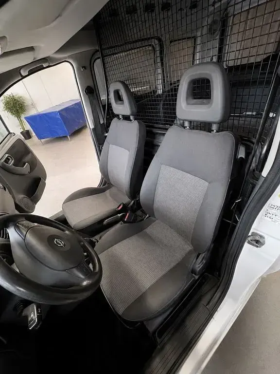 Gebraucht Opel Combo 97 PS (71 kW) 2006 Weiß Van / Kleinbus