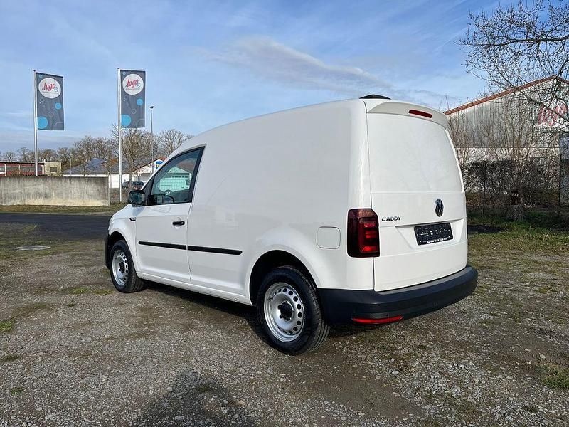 Gebraucht VW Caddy 102 PS (75 kW) 2020 Weiß Van / Kleinbus