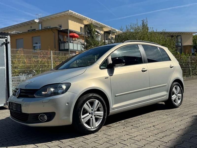 Silver leaf white gold Gebraucht 2013 VW Golf Plus Cross Match Van / Kleinbus | 6.999 € (Fairer Preis) - Bild 1/4