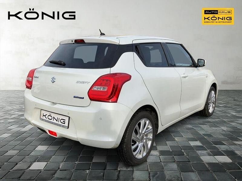 Gebraucht Suzuki Swift Comfort 83 PS (61 kW) 2023 Weiß Kleinwagen