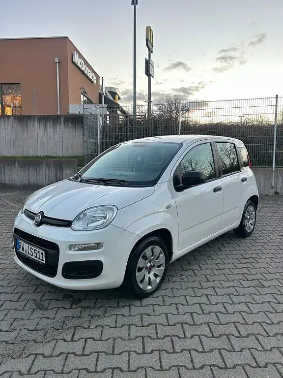 Używany Fiat Panda 69 KM (50 kW) 2013 Biały Hatchback