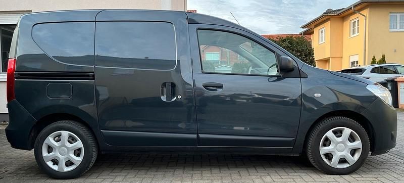 Gebraucht Dacia Dokker 130 PS (95 kW) 2020 Grau Van / Kleinbus