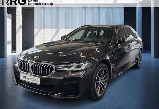 Gebraucht BMW 540 Shadowline 333 PS (244 kW) 2023 Grau Kombi