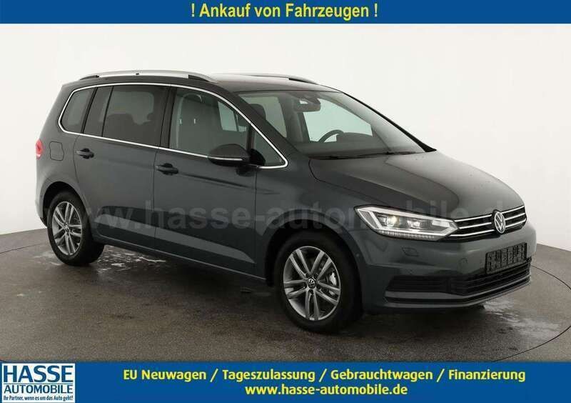 Delfin grau metallic Neu 2025 VW Touran Comfortline Van / Kleinbus | 44.095 € (Etwas zu teuer) - Bild 1/4