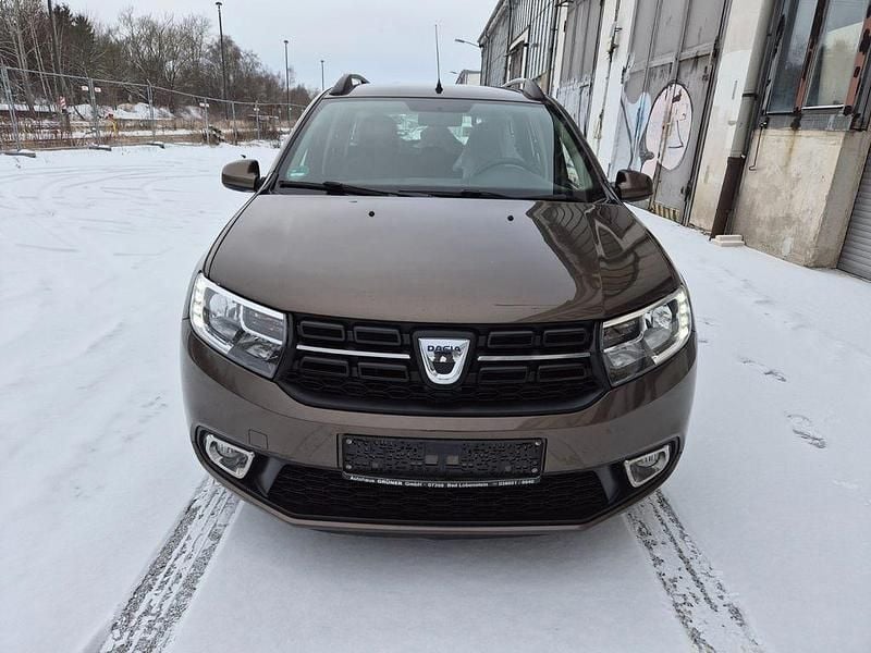 Braun Gebraucht 2016 Dacia Logan MCV Lauréate Kombi | 6.399 € (Fairer Preis) - Bild 1/4