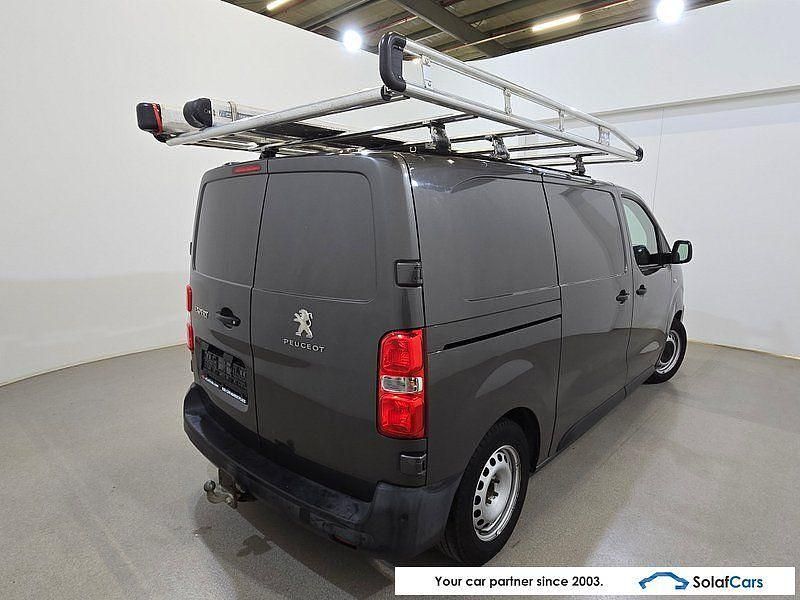 Gebraucht Peugeot Expert 120 PS (88 kW) 2021 Grau Van