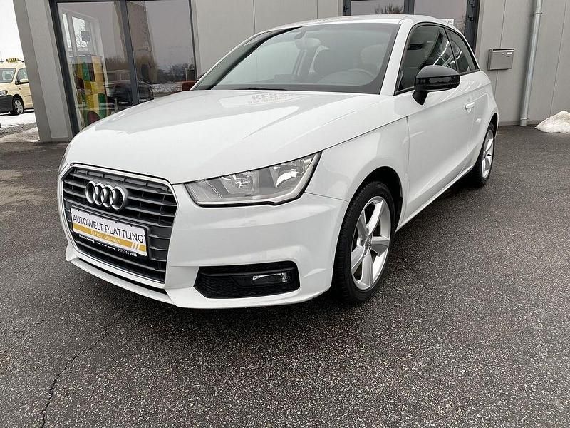 Weiß Gebraucht 2016 Audi A1 Design Limousine | 10.490 € (Fairer Preis) - Bild 1/4