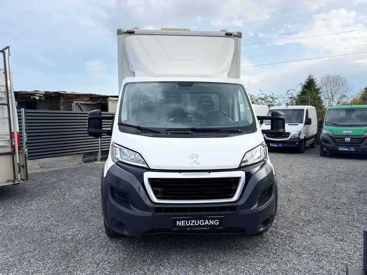 Gebraucht Peugeot Boxer 163 PS (119 kW) 2017 Weiß Van