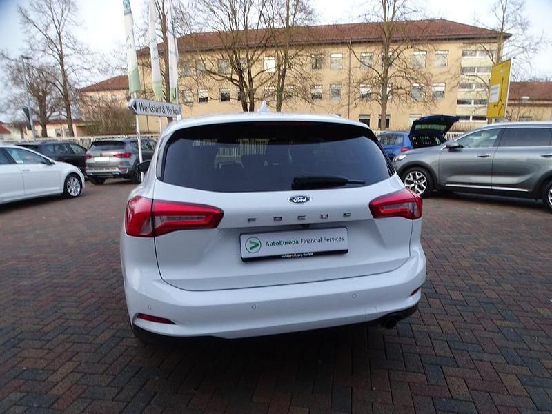 Gebraucht Ford Focus 150 PS (110 kW) 2020 Weiß Limousine