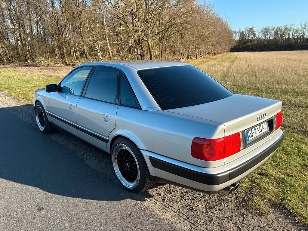 Gebraucht Audi 100 Sport 150 PS (110 kW) 1993 Silber Limousine