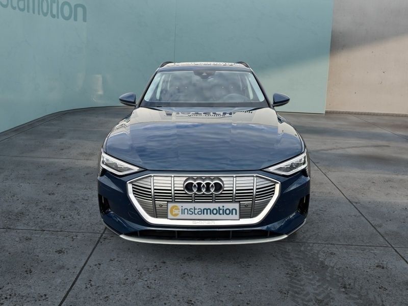 Gebraucht Audi e-tron Sport 300 kW (408 PS) 2022 Blau SUV