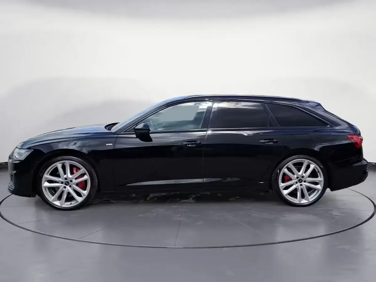 Gebraucht Audi A6 Sport 367 PS (269 kW) 2023 Schwarz Kombi