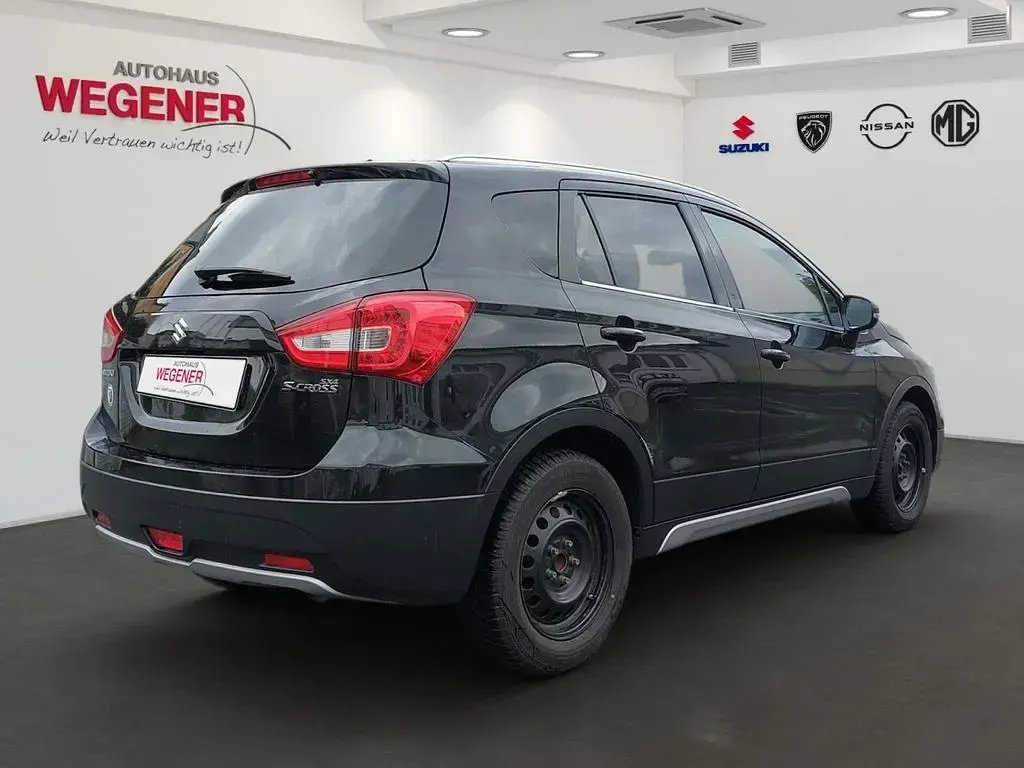 Gebraucht Suzuki SX4 S-Cross Comfort 111 PS (81 kW) 2019 Schwarz SUV