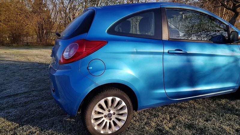 Second-hand Ford Ka 70 CP (51 kW) 2008 Albastru Hatchback
