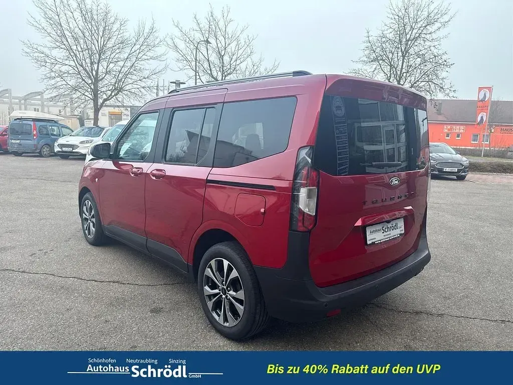 Neu Ford Tourneo Courier Titanium 125 PS (91 kW) 2025 Fantastic red metallic Van / Kleinbus