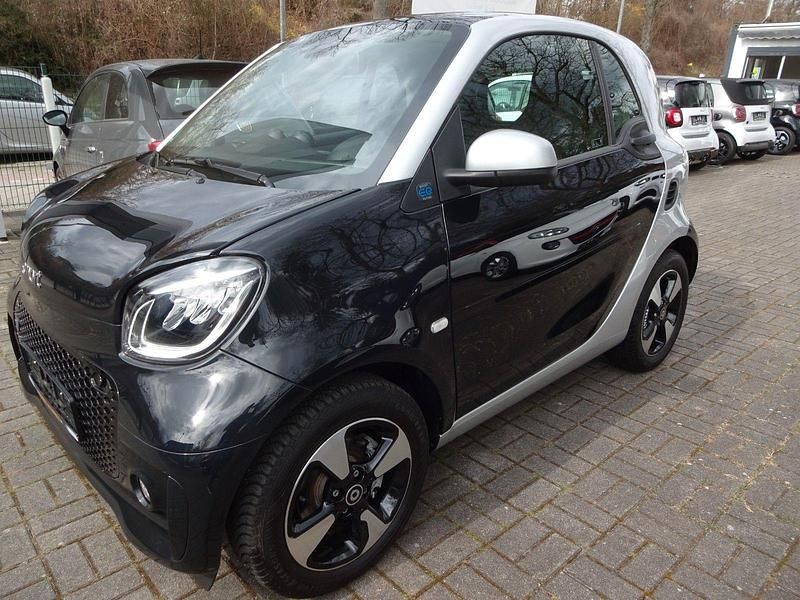 Gebraucht Smart ForTwo Coupé Exclusive 60 kW (82 PS) 2020 Schwarz Coupé