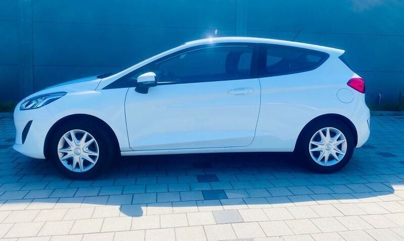 Weiß Gebraucht 2019 Ford Fiesta Cool & Connect Kleinwagen | 8.200 € (Superpreis) - Bild 1/4