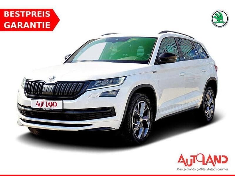 Moonweiss metallic (metallic) Gebraucht 2020 Skoda Kodiaq SportLine SUV | 29.900 € (Fairer Preis) - Bild 1/4
