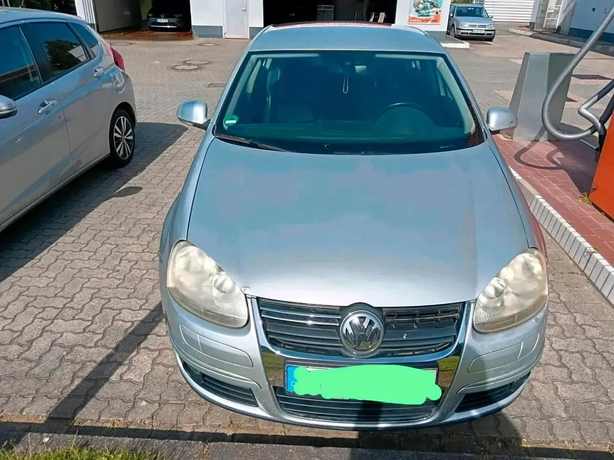 Gebraucht VW Jetta 149 PS (109 kW) 2006 Silber Limousine