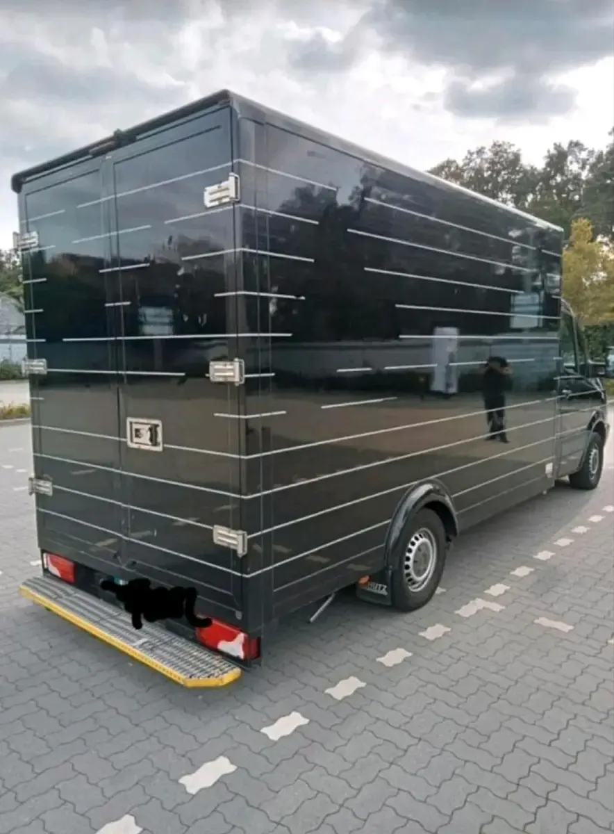 Używany Mercedes Sprinter 163 KM (119 kW) 2012 Czarny