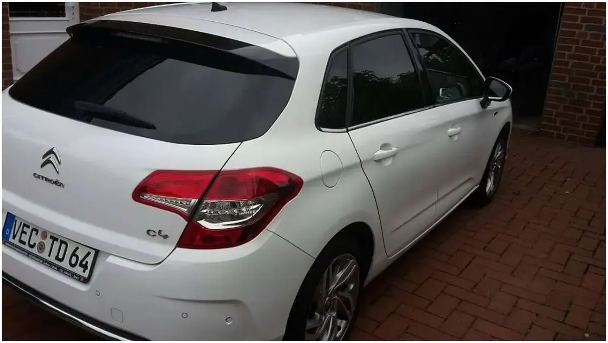 Gebraucht Citroën C4 Exclusive 111 PS (81 kW) 2012 Weiß Limousine