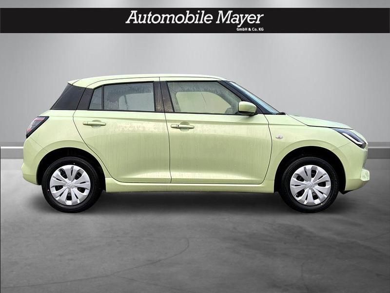 Gebraucht Suzuki Swift Club 83 PS (61 kW) 2025 Gelb Limousine