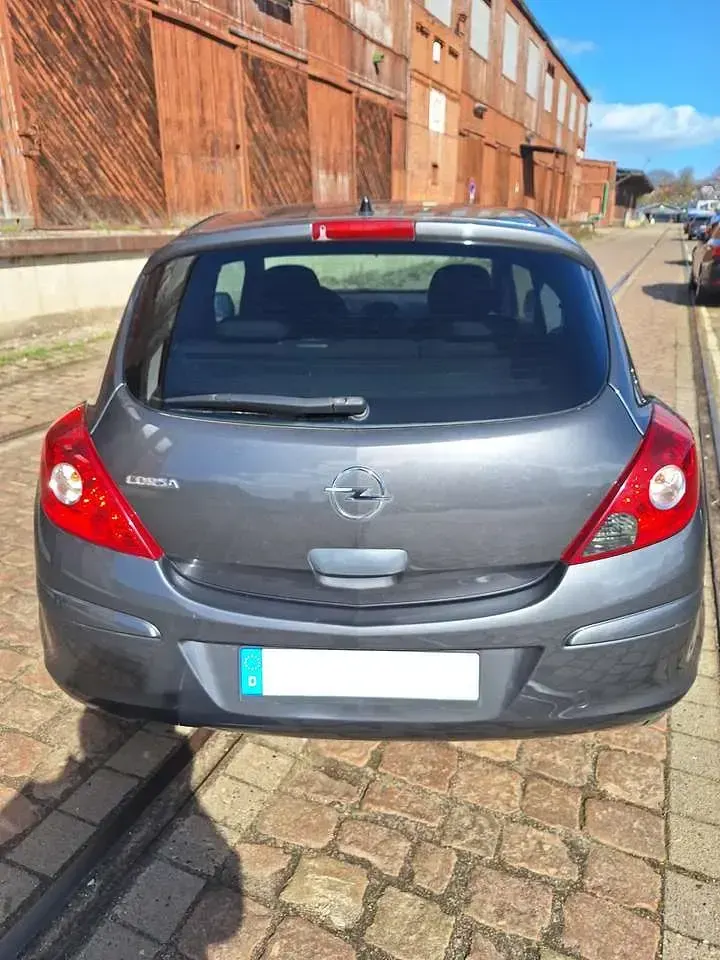 Gebraucht Opel Corsa Color Edition 87 PS (63 kW) 2010 Grau Kleinwagen