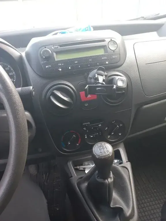 Gebraucht Peugeot Bipper 75 PS (55 kW) 2010 Rot Van / Kleinbus