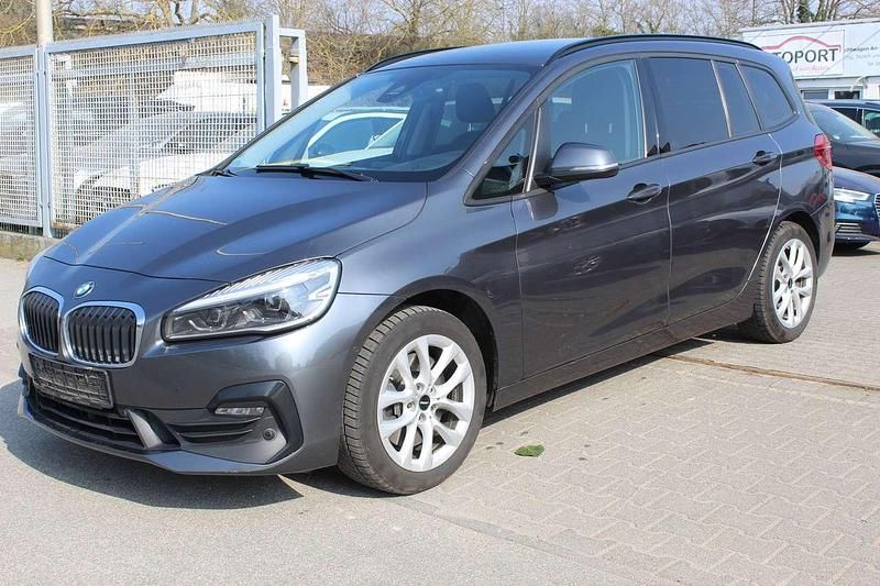 Gebraucht BMW 220 Advantage 190 PS (139 kW) 2020 Mineralgrau metallic Van / Kleinbus