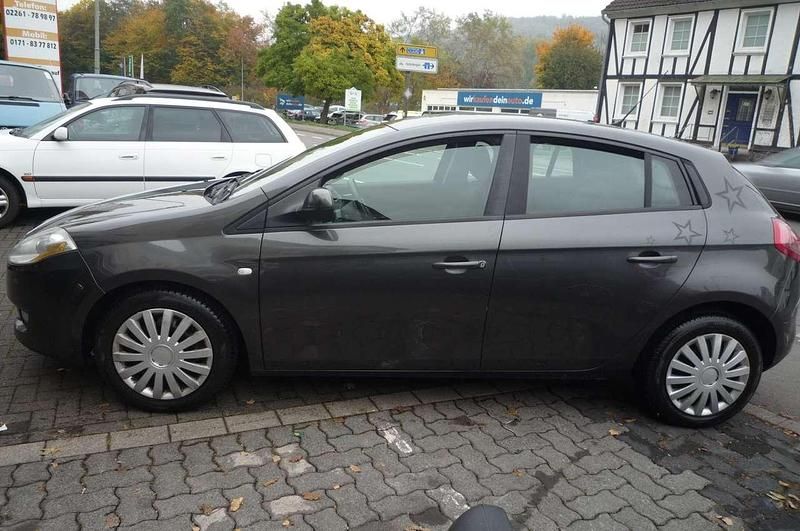 Gebraucht Fiat Bravo Dynamic 120 PS (88 kW) 2008 Grau Kleinwagen