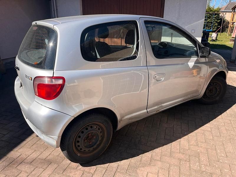 Gebraucht Toyota Yaris 86 PS (63 kW) 2000 Kleinwagen