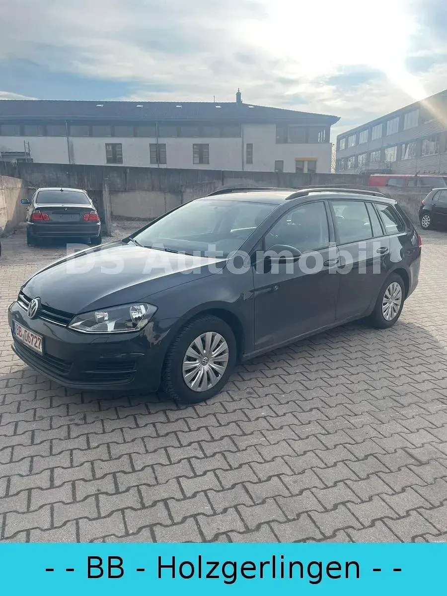 Gebraucht VW Golf VII Trendline 110 PS (80 kW) 2014 Grau Kombi
