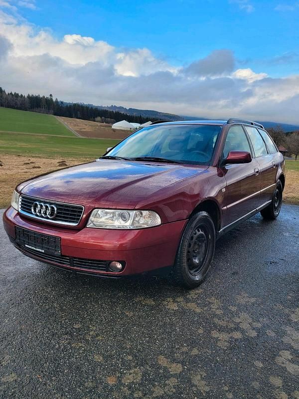 Gebraucht Audi A4 150 PS (110 kW) 2000 Rot Kombi