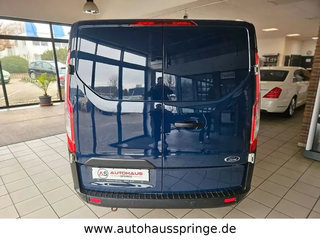 Second-hand Ford Transit Custom 105 CP (77 kW) 2019 Albastru Berlinǎ