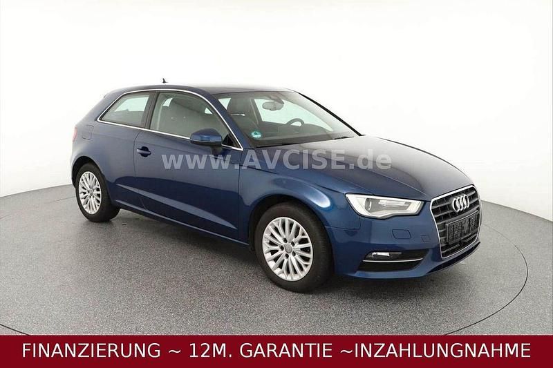 Blau Gebraucht 2013 Audi A3 Ambiente Limousine | 9.995 € (Guter Preis) - Bild 1/4