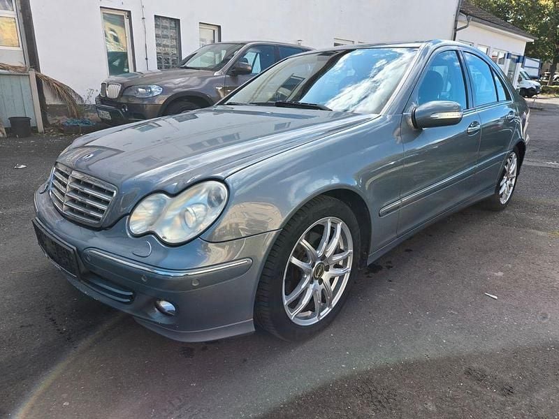 Gebraucht Mercedes C270 Avantgarde 170 PS (125 kW) 2005 Silber Limousine