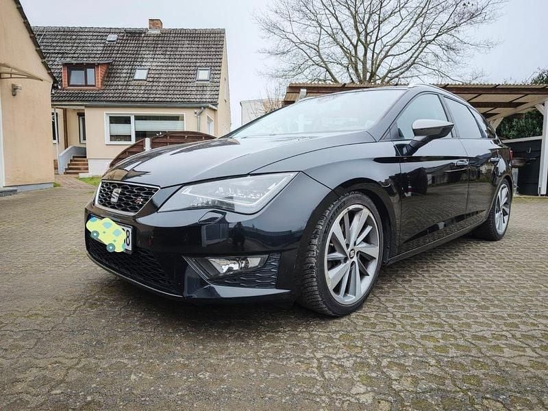 Second-hand Seat Leon ST FR 180 CP (132 kW) 2014 Negru Break