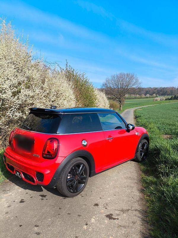 Second-hand Mini Cooper S 192 CP (141 kW) 2019 Roșu Hatchback