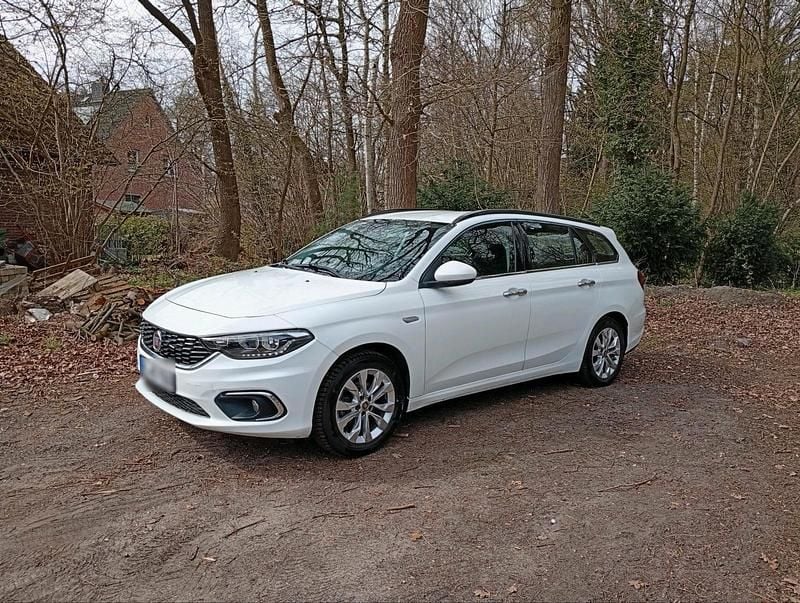 Gebraucht Fiat Tipo 119 PS (87 kW) 2017 Weiß Kombi