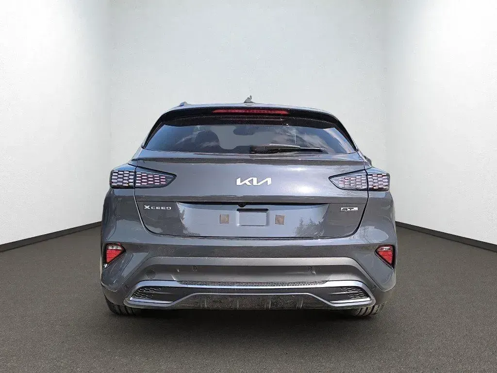 Neu Kia XCeed GT-Line 179 PS (131 kW) 2026 Grau SUV