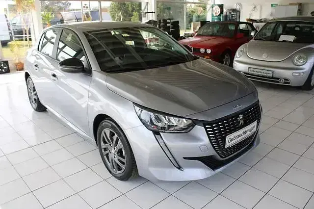 Gebraucht Peugeot 208 Active 75 PS (55 kW) 2022 Grau Kleinwagen