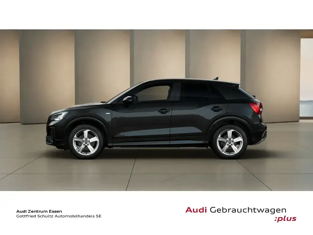 Gebraucht Audi Q2 S-Line 116 PS (85 kW) 2025 Schwarz SUV