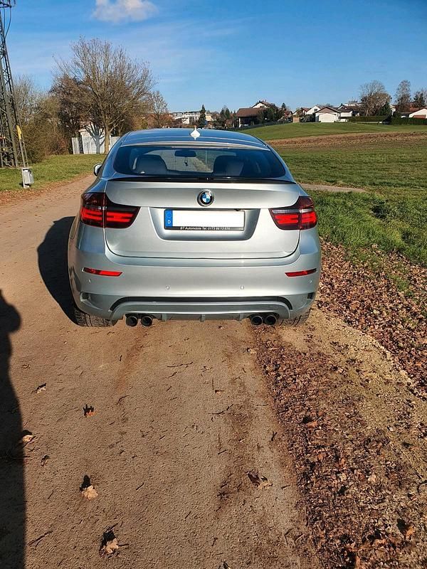 Gebraucht BMW X6 M 555 PS (408 kW) 2010 Andere farben SUV