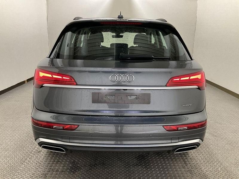 Gebraucht Audi Q5 S-Line 204 PS (150 kW) 2022 Grau SUV