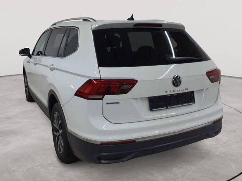 Gebraucht VW Tiguan Allspace Life 150 PS (110 kW) 2021 Pure white SUV
