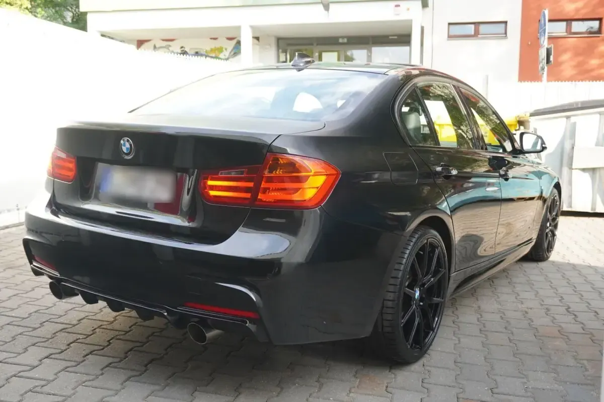 Gebraucht BMW 328 M Sport 245 PS (180 kW) 2014 Schwarz Limousine